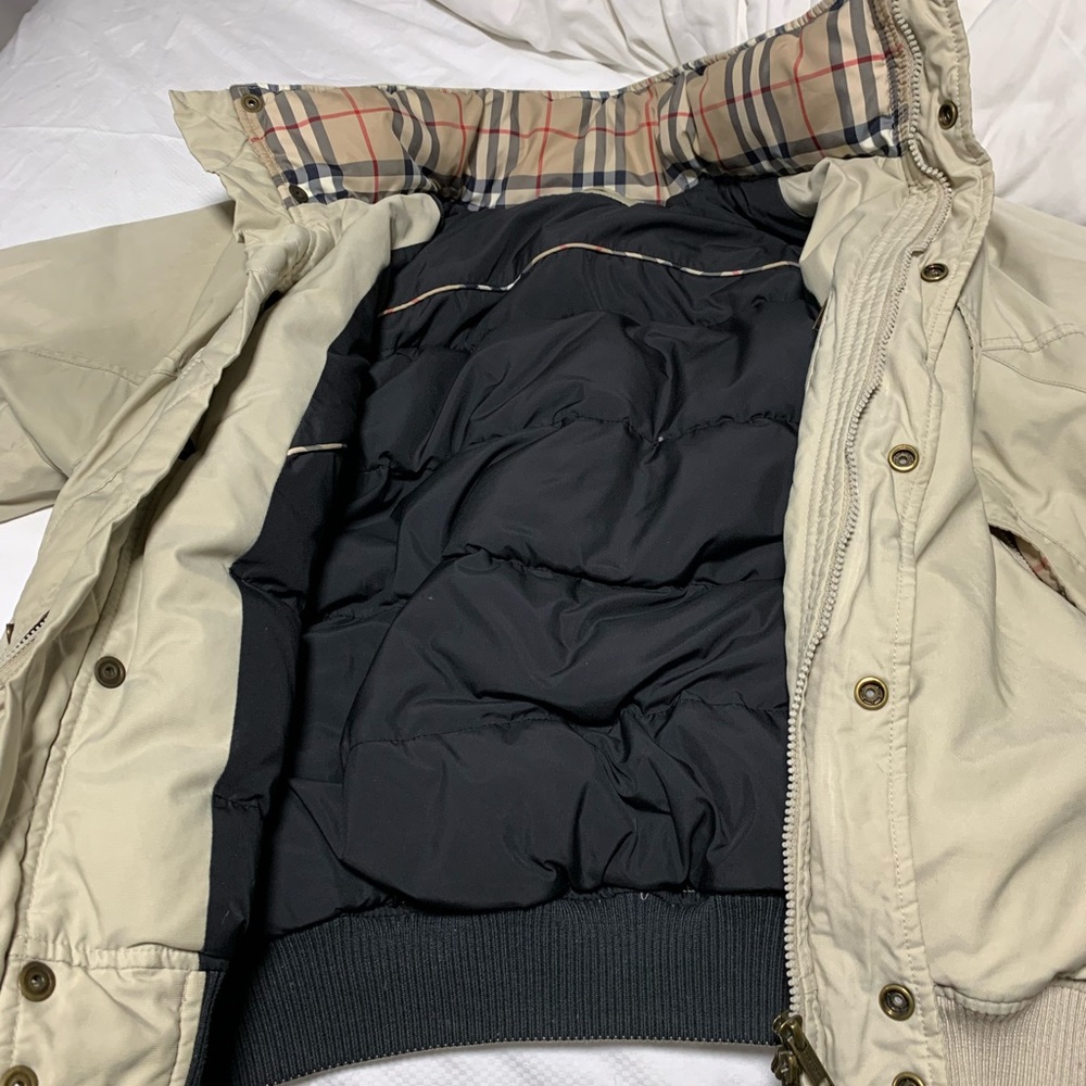 Burberry men medium puffer